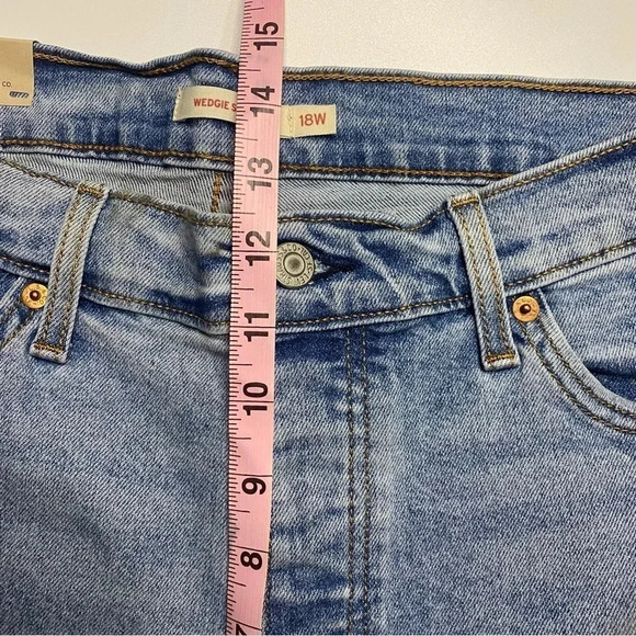 NWT Levi’s 18W Wedgie High Rise Straight Jeans - Picture 9 of 10
